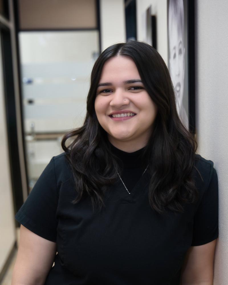 Headshot Dana Gonzalez